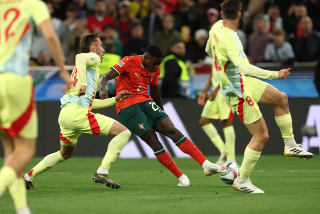 摩洛哥主帅：阿什拉夫状态很好，他想参加非洲杯首场小组赛（阿什拉夫状态上佳，摩洛哥主帅：他希望出战非洲杯小组赛首战）