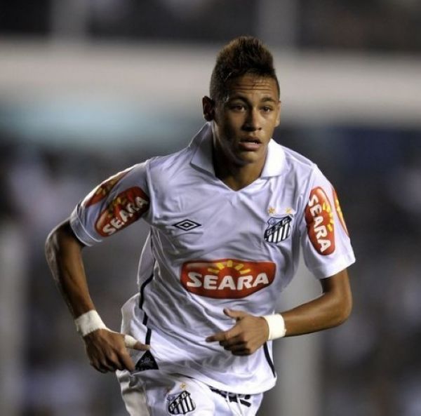 加比亚：这支球队在这赛季的团结使我们能够克服困难（加比亚：本季的团队凝聚力让我们挺过难关）